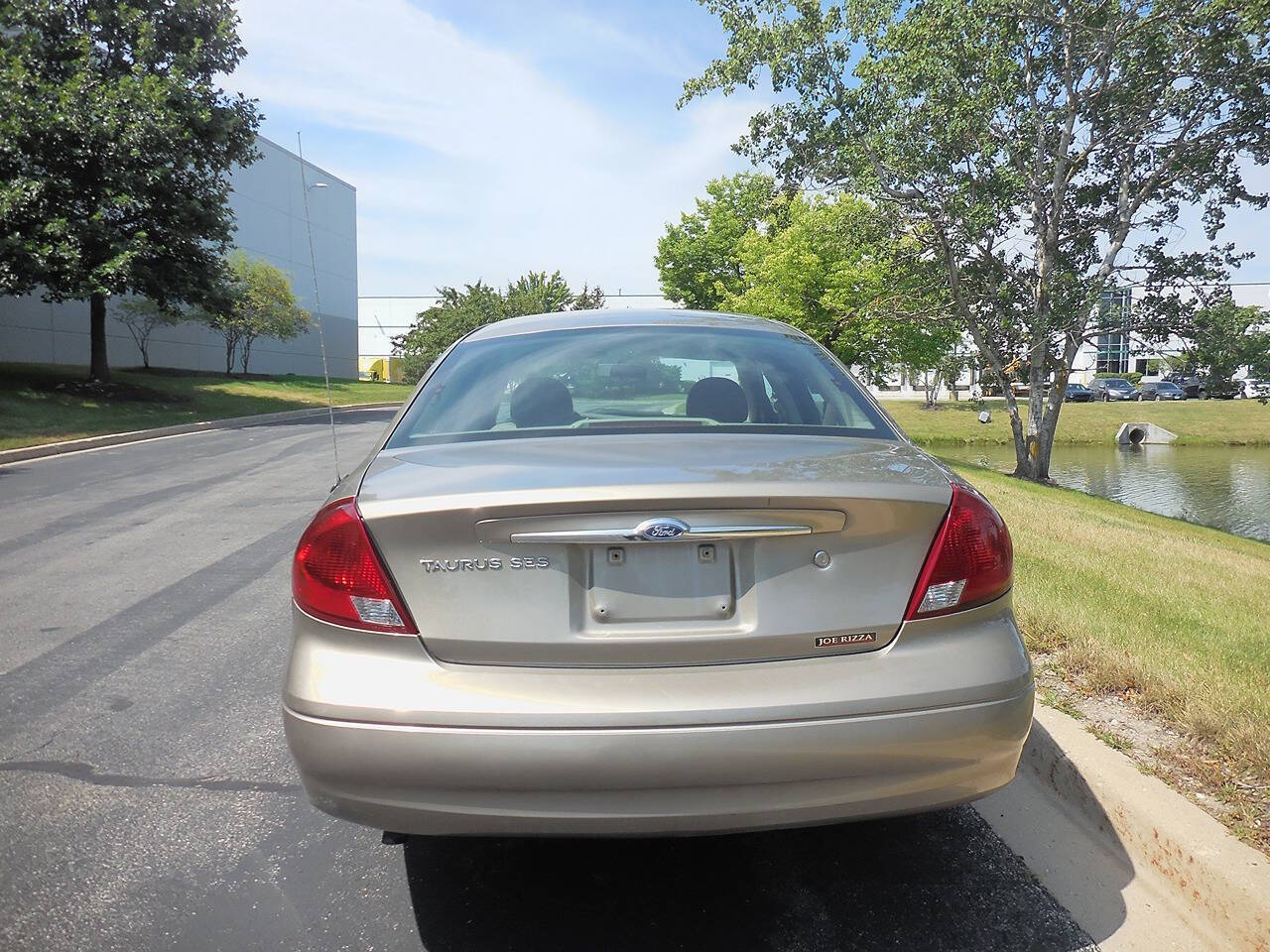 2003 Ford Taurus for sale at Genuine Motors in Schaumburg, IL