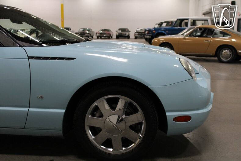 2003 Ford Thunderbird