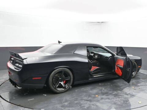 2016 Dodge Challenger SRT Hellcat