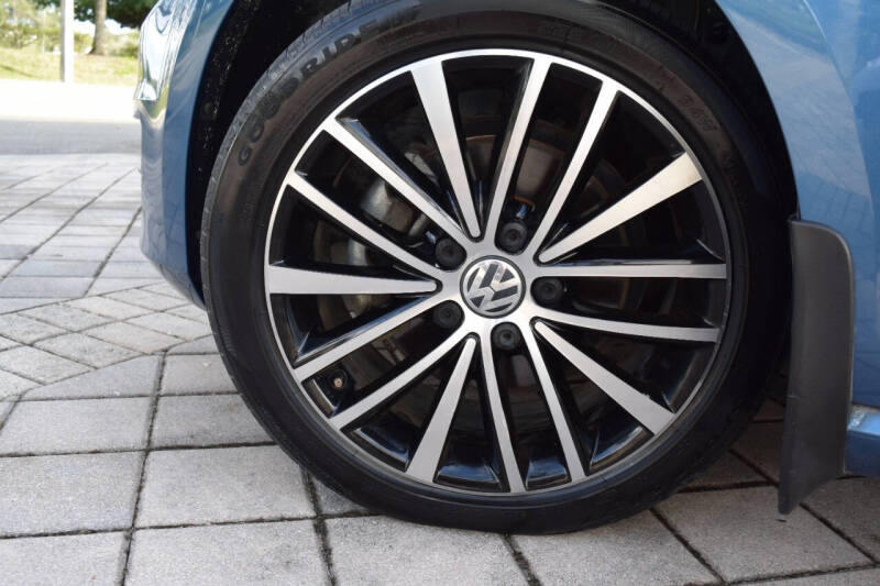 2015 Volkswagen Golf TDI SE