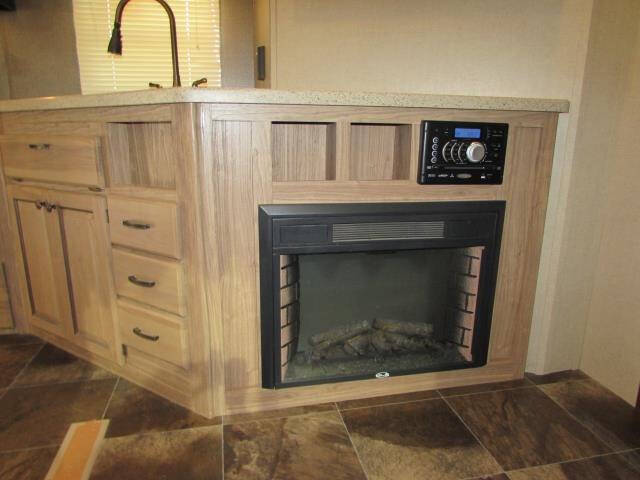 2016 Forest River SHASTA PHO