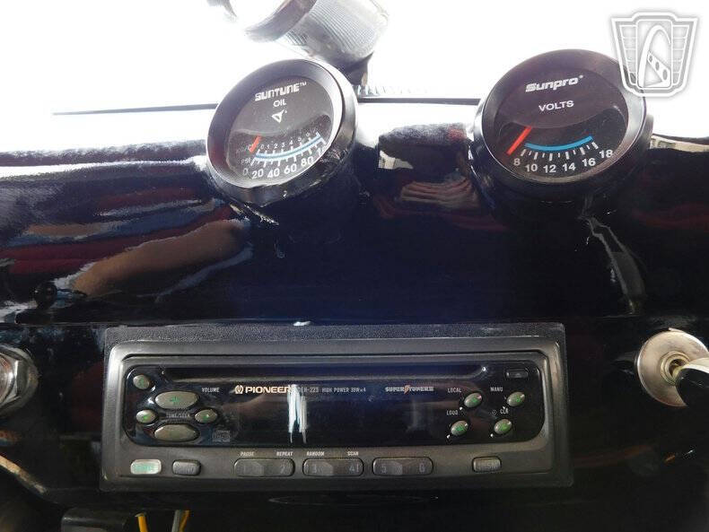 1950 Ford Deluxe
