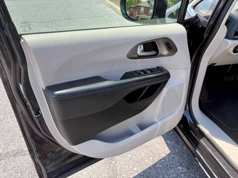 2021 Chrysler Pacifica Touring L