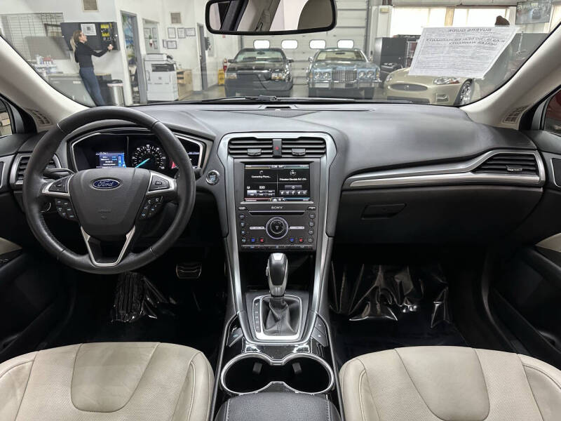 2016 Ford Fusion Energi Titanium