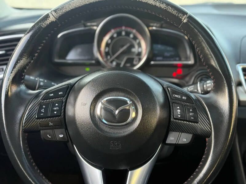 2016 Mazda MAZDA3 s Grand Touring