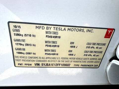 2015 Tesla Model S 85