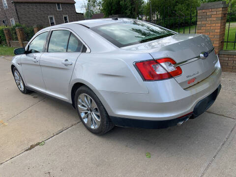 2011 Ford Taurus Limited