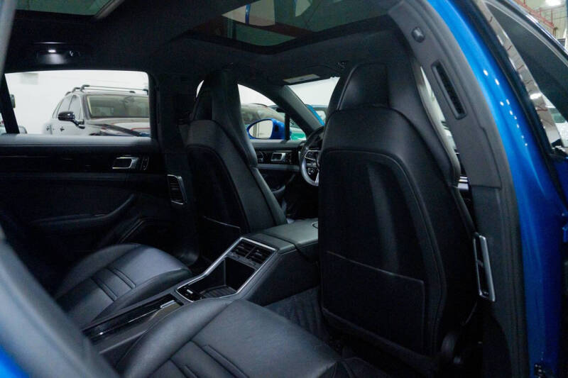 2017 Porsche Panamera 4S