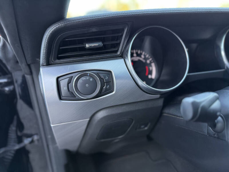 2020 Ford Mustang EcoBoost Premium