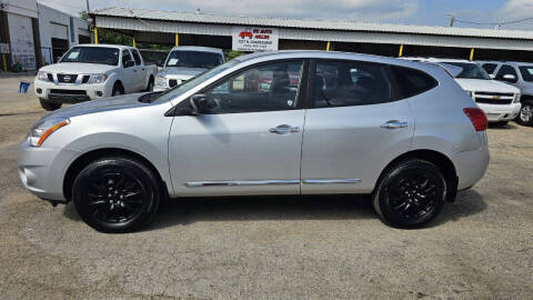 2011 Nissan Rogue S Krom