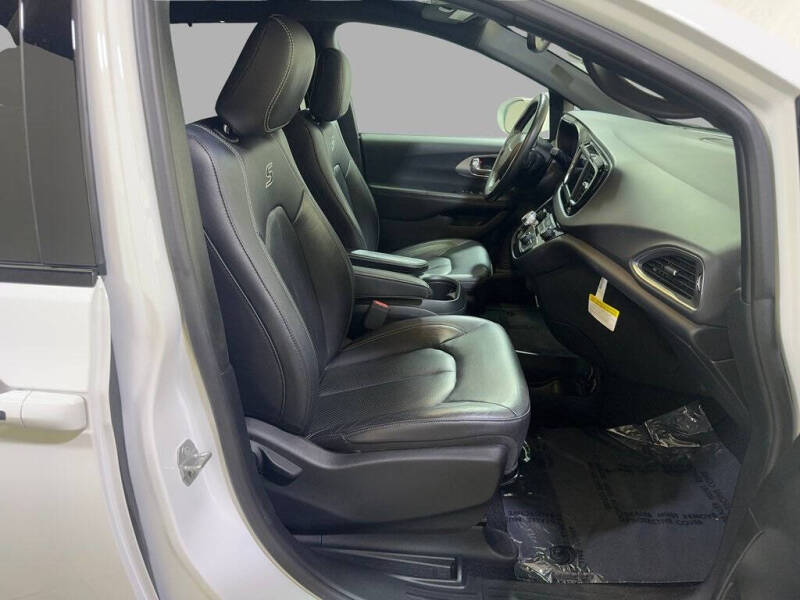 2019 Chrysler Pacifica Touring L