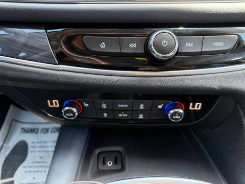 2018 Buick Enclave Essence