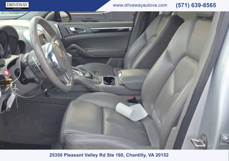 2012 Porsche Cayenne S Hybrid