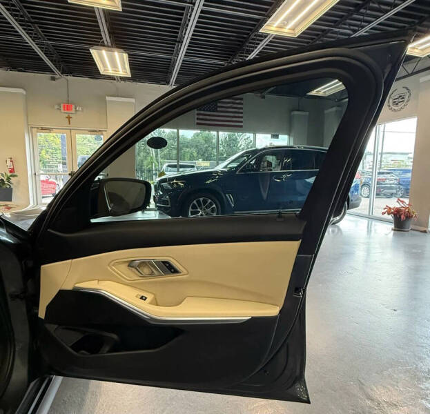 2020 BMW 3 Series 330i