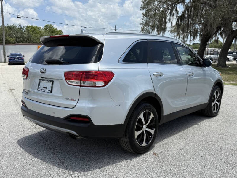 2017 Kia Sorento EX