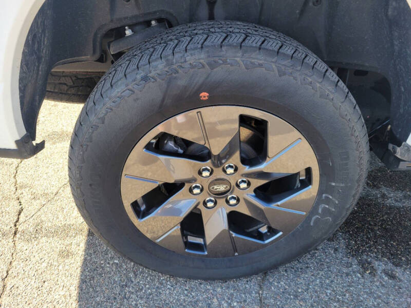 2023 Ford F-150 Lightning Lariat