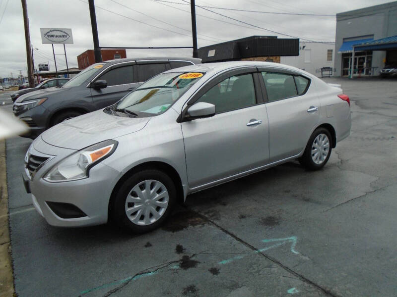 2016 Nissan Versa for sale at PIEDMONT CUSTOM CONVERSIONS USED CARS in Danville VA