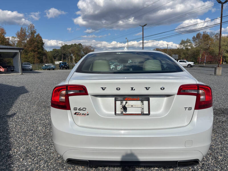 2016 Volvo S60 T5 Drive-E Premier