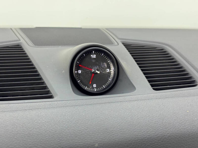 2022 Porsche Cayenne Platinum Edition