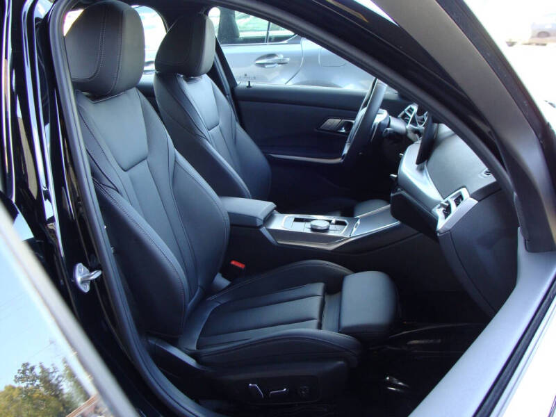 2025 BMW 3 Series 330i