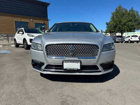 2017 Lincoln Continental Select