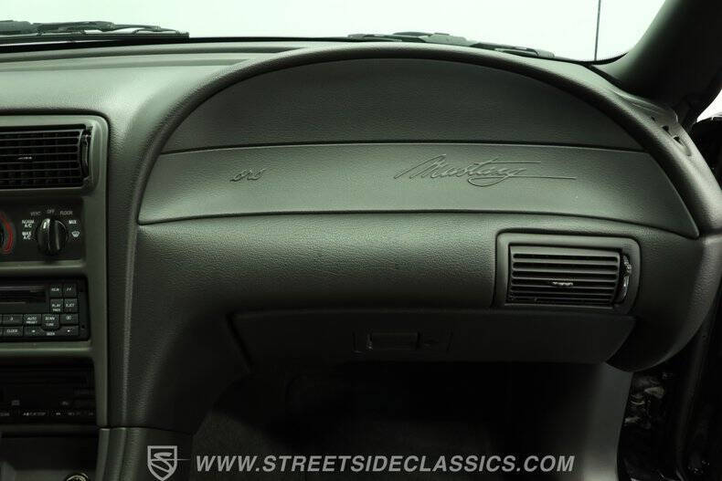 2000 Ford Mustang GT