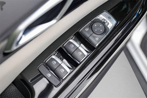 2024 Kia Carnival SX