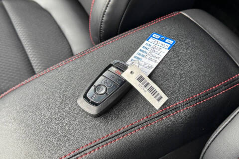 2025 Ford Escape ST-Line Select