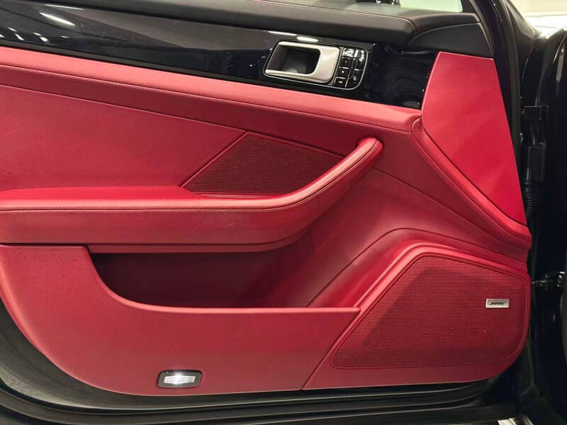 2018 Porsche Panamera