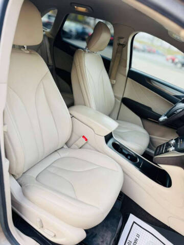 2019 Lincoln MKC Premiere