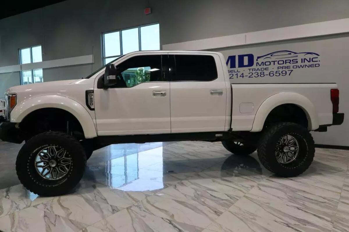 2019 Ford F-250 Super Duty for sale at IMD MOTORS, INC in Dallas, TX