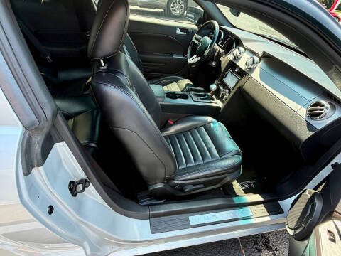 2006 Ford Mustang GT Premium