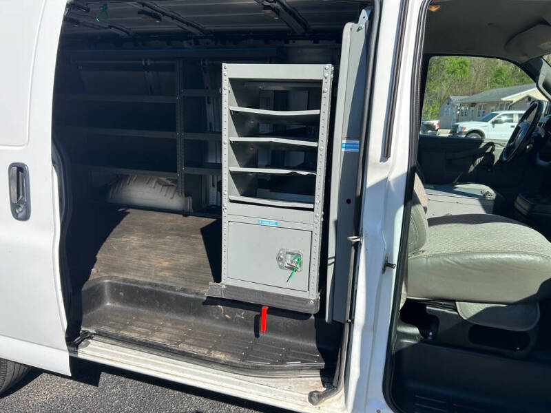 2017 Chevrolet Express 2500