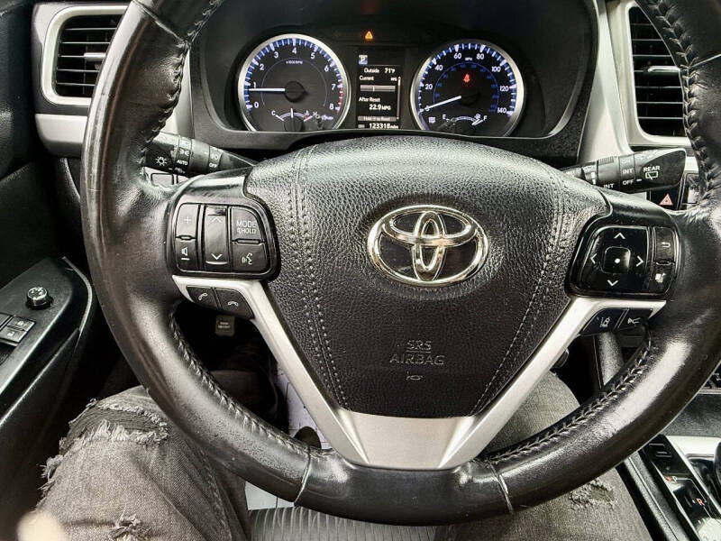 2018 Toyota Highlander LE Plus