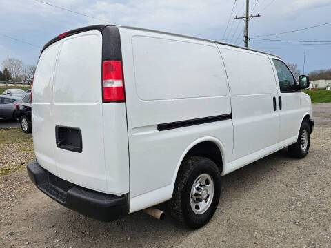 2021 Chevrolet Express 2500