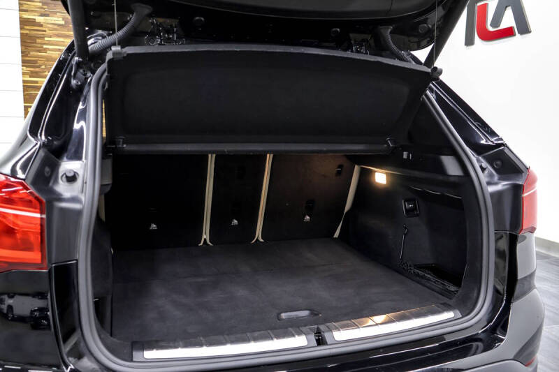 2021 BMW X1 sDrive28i