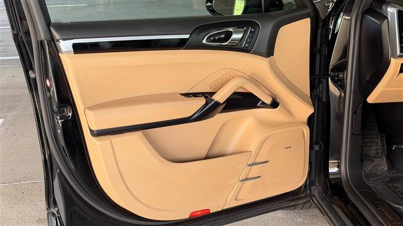 2016 Porsche Cayenne S