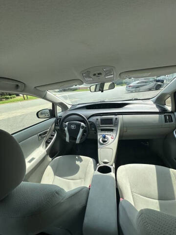 2013 Toyota Prius One