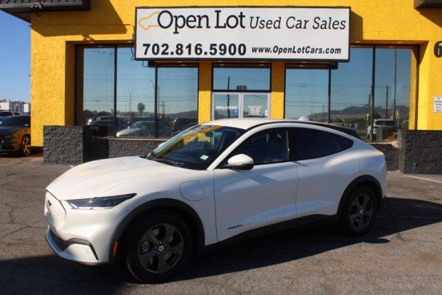 2022 Ford Mustang Mach-E Select