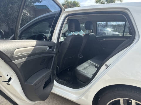 2015 Volkswagen Golf TSI S