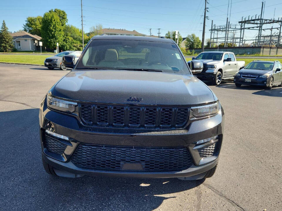 2023 Jeep Grand Cherokee for sale at Victoria Auto Sales in Victoria, MN