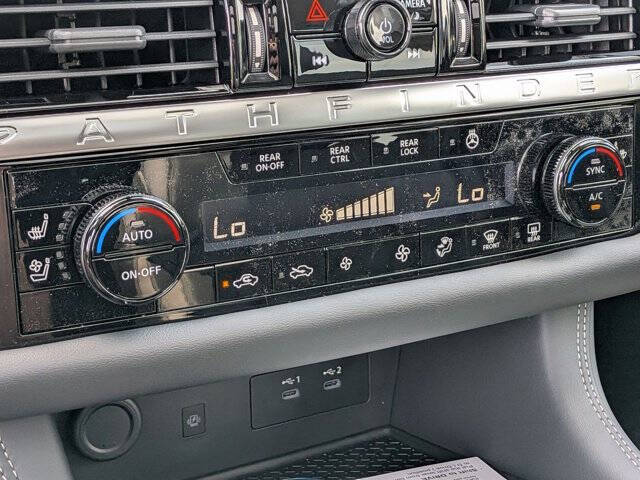 2026 Nissan Pathfinder Platinum