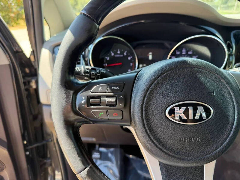 2016 Kia Sedona Limited