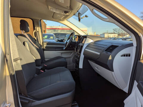 2010 Dodge Grand Caravan SE