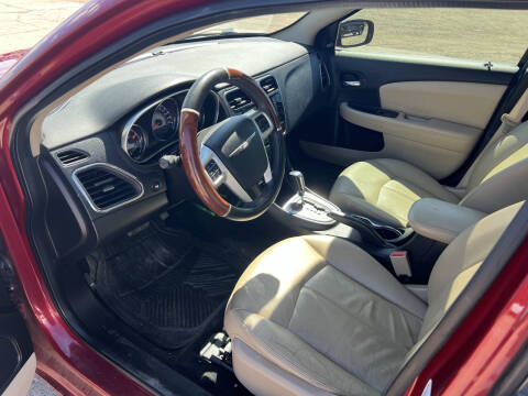 2013 Chrysler 200 Limited