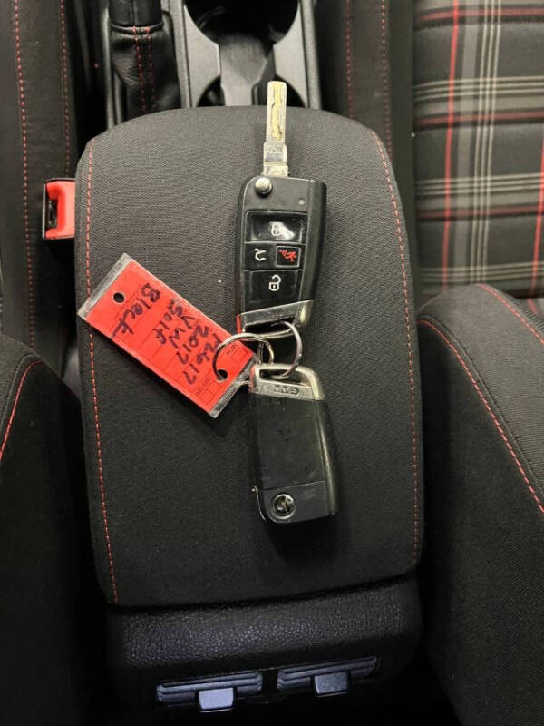 2017 Volkswagen Golf GTI S