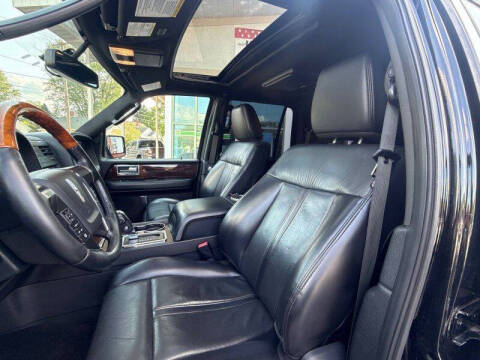 2017 Lincoln Navigator L Select