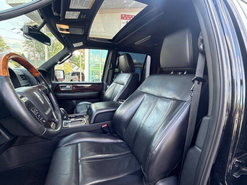 2017 Lincoln Navigator L Select