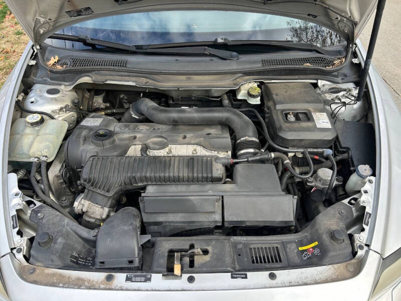 2010 Volvo S40 T5 R-Design