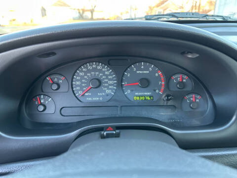 2003 Ford Mustang GT Deluxe